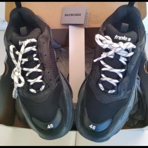 Men’s Balenciaga Triple S sneakers black sz 46